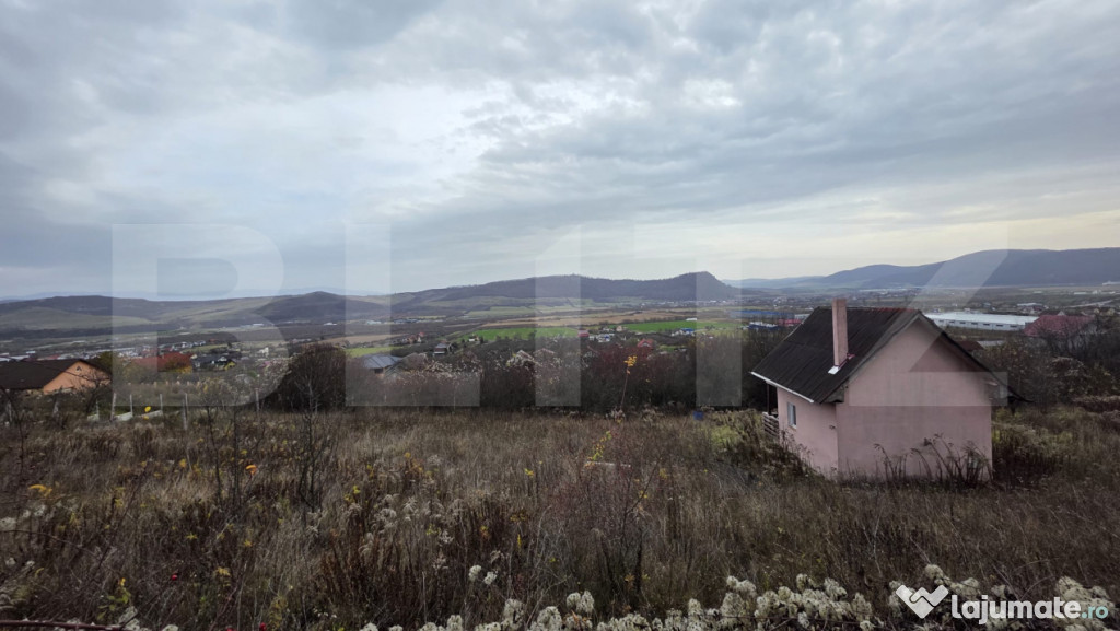 Teren intravilan 700 mp, cu toate utilitățile – priveli?