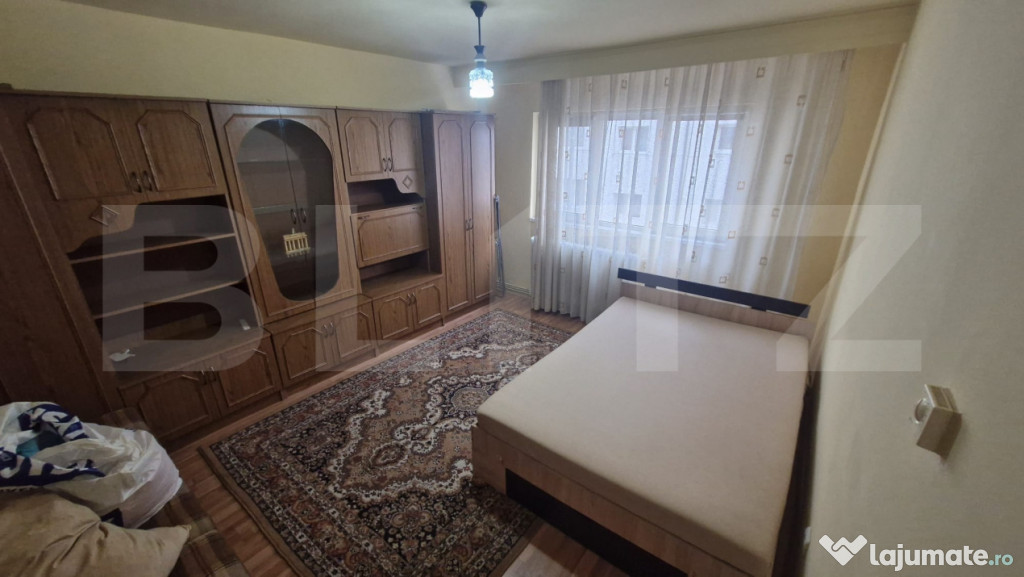 Garsoniera de vanzare, 30 mp, zona Tolstoi