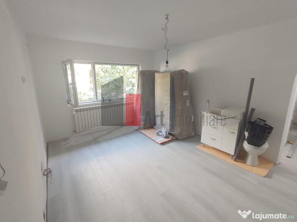 Vânzare apartament 2 camere semidecomandat Drumul Găzar...