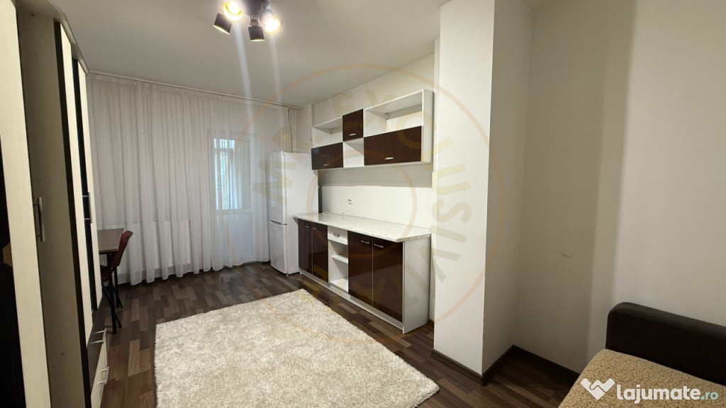 Garsonieră decomandată Pitești -Găvana!