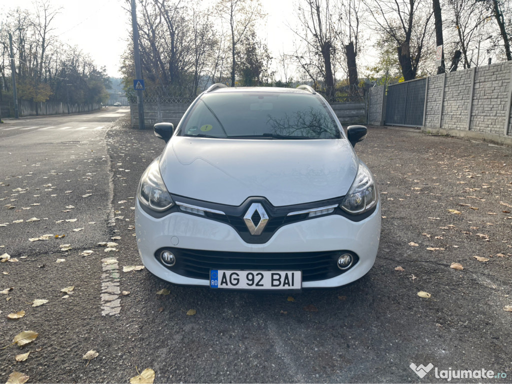 Vând Renault Clio