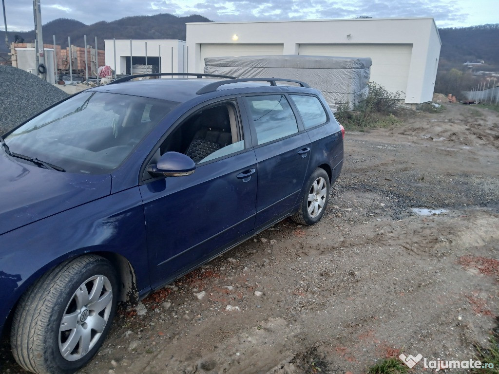 Vând Volkswagen Passat b6
