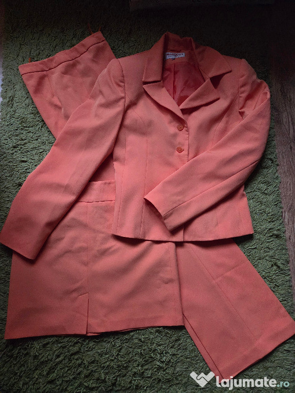 Costum de dama din 3 piese portocaliu, marimea 38