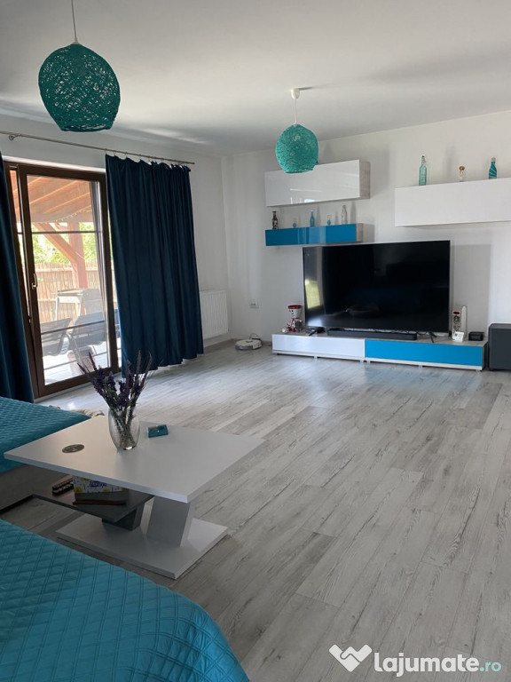 Casa cu 500mp teren, Izvor, Tarlungeni, Brasov