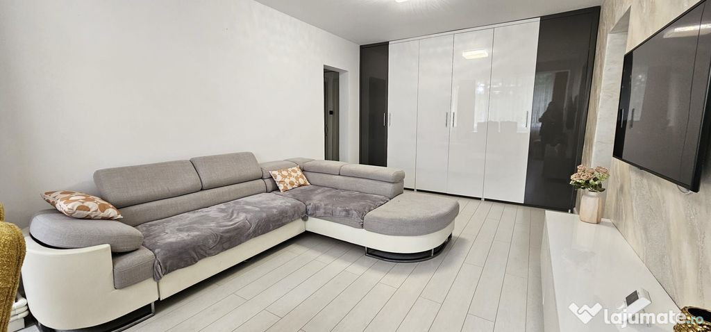 Inchiriez apartament 3 camere – Tiglina 3, etaj 1, mobi...