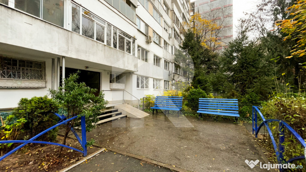 Apartament 3 Camere Decomandat Metrou Piata Sudului