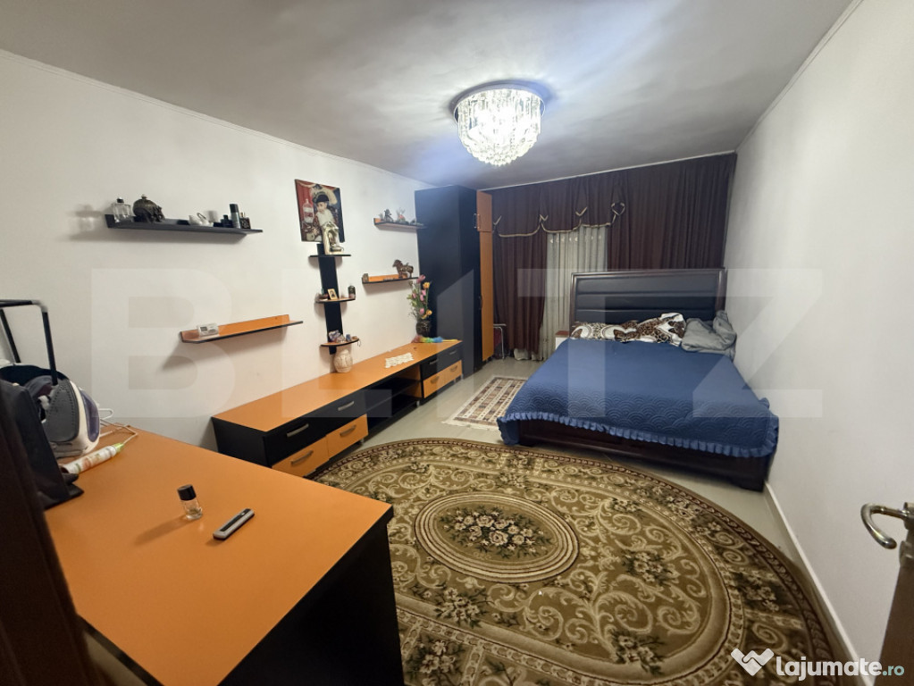 Apartament 3 camere, 70 mp, zona Micro 11