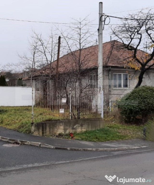 Casa zona excelenta, 142 mp, teren 673 mp, Andrei Muresanu