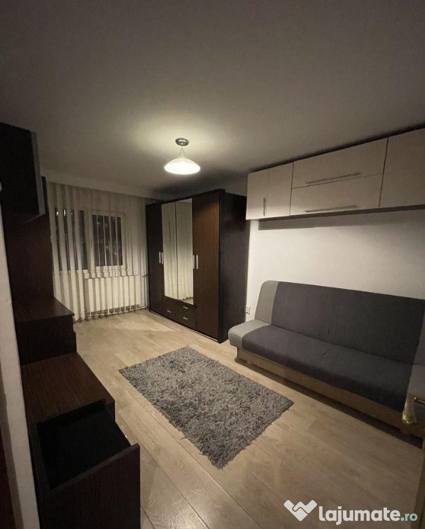 Garsoniera Gara de Nord