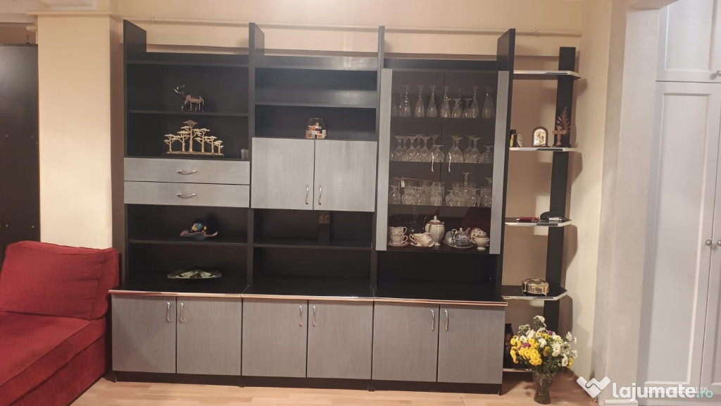 Mobilă sufragerie cu canapea și fotoliu