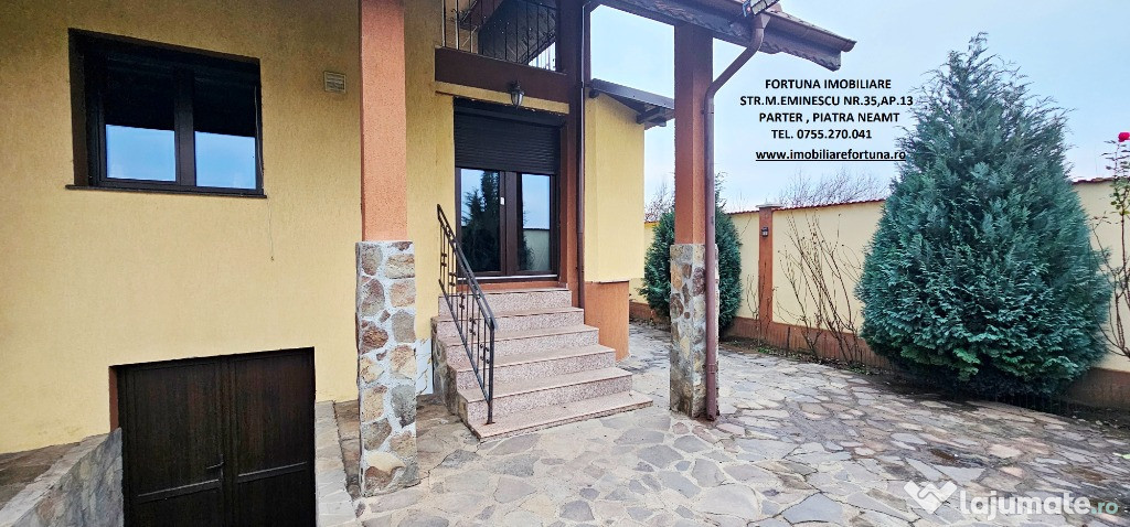 Vila cocheta prevazuta cu beci, terasa, piscina, anexa si teren