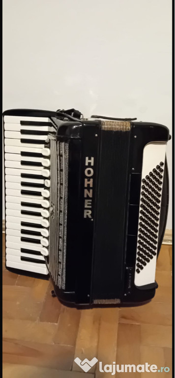 Acordeon HOHNER tango IV P