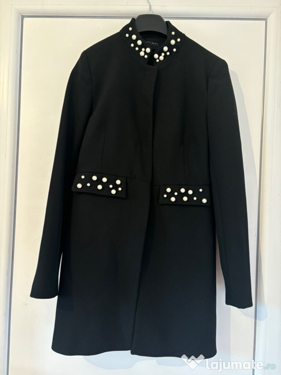 Pardesiu Zara mărimea Xs