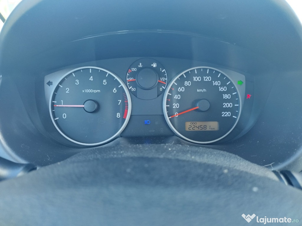 Vand Masina Hynday i20 in stare buna de functionare pret 3600euro