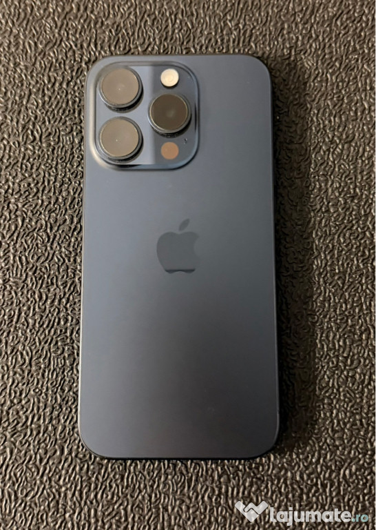 Iphone 15 pro Blue titanium