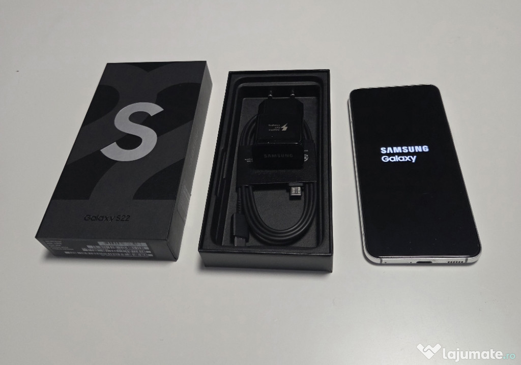 Samsung Galaxy S22 128GB 8GB RAM