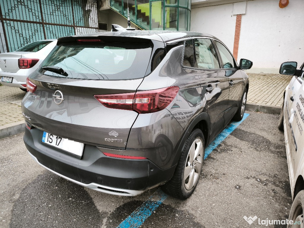 Opel Grandland X 2020 1.2 benzina, automat, 58560 km