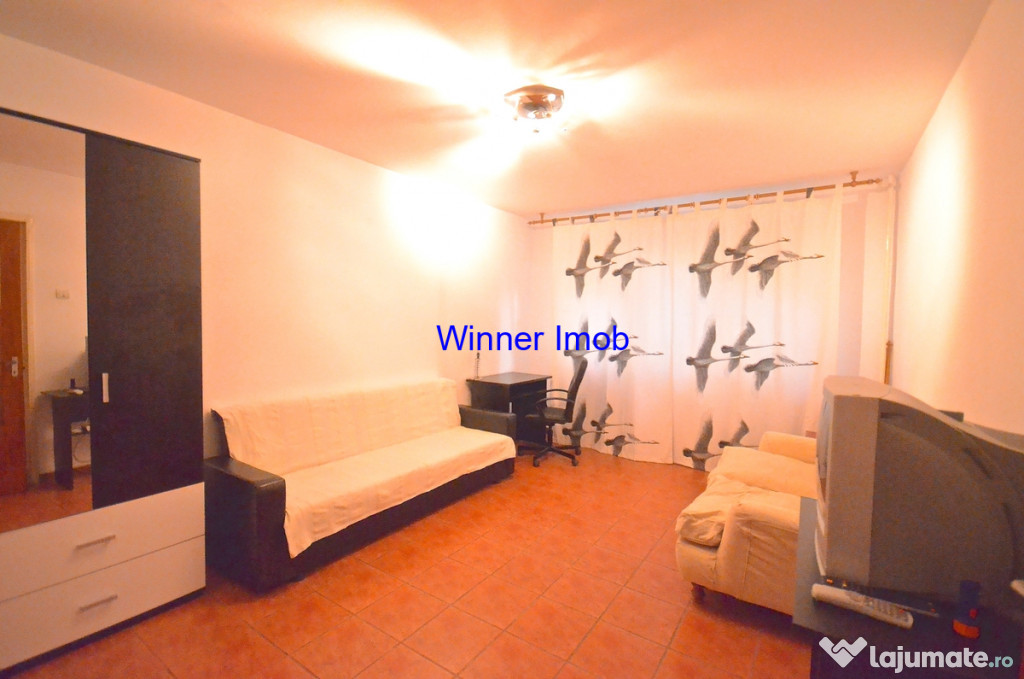 Inchiriere Garsoniera spatioasa Berceni Straja