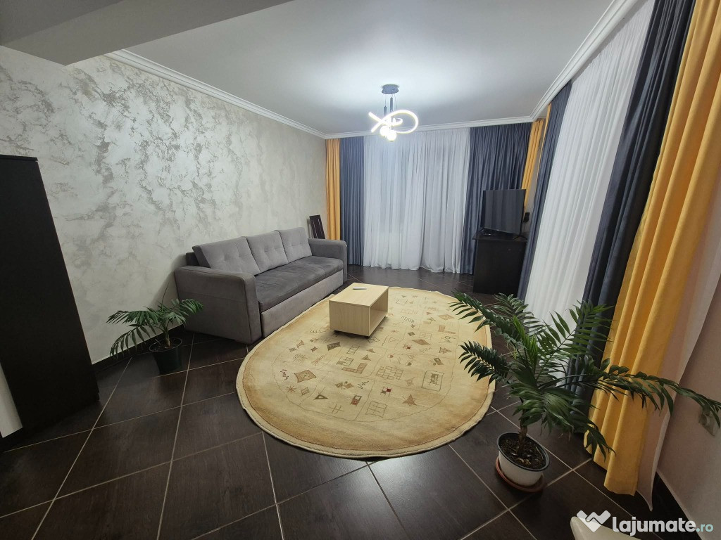 Apartament 2 camere la CASA / la 10 minute de Palas