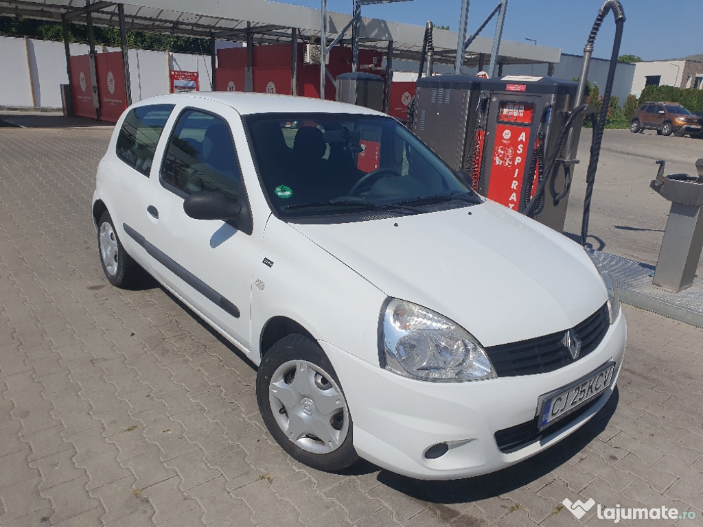 Renaut clio Yahoo 2012