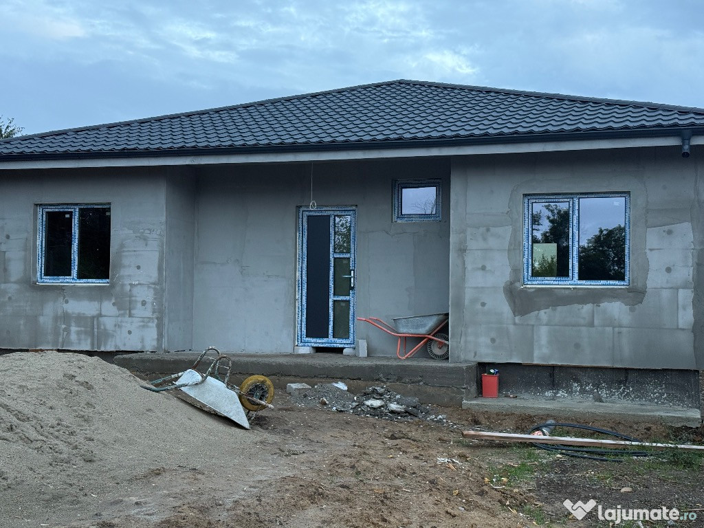 Casă Agigea str. Răchitei, rate variante