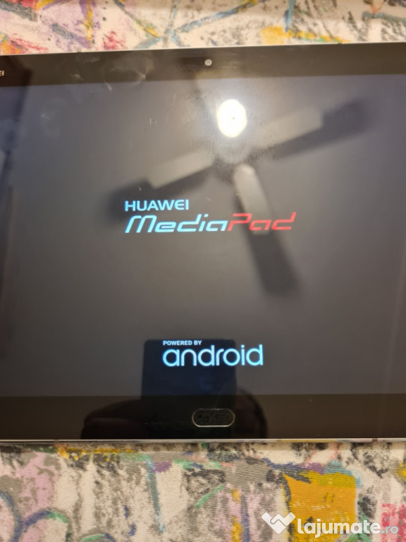 Vînd urgent tabletă Huawei cu sim