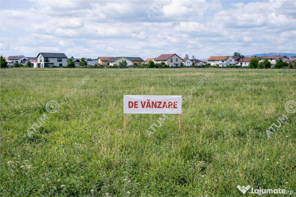 Teren extravilan cu suprafata de 2004 mp situat in Rasinari