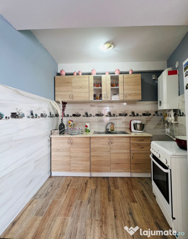 Apartament cu 2 camere, 53mp, zona centrala