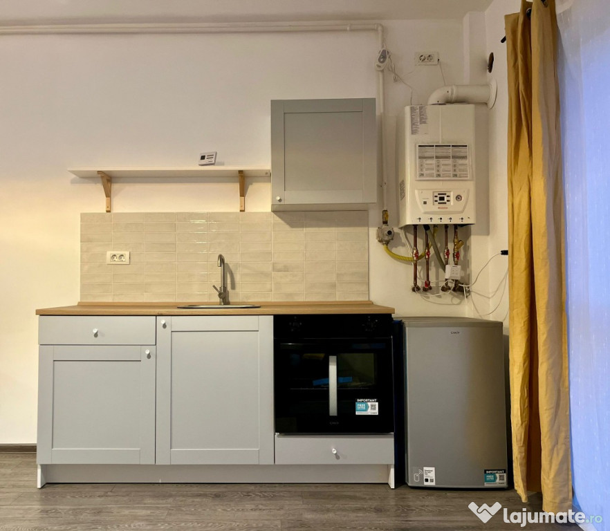 Zona Centrul Vechi, apartament cu o camera, etaj 1