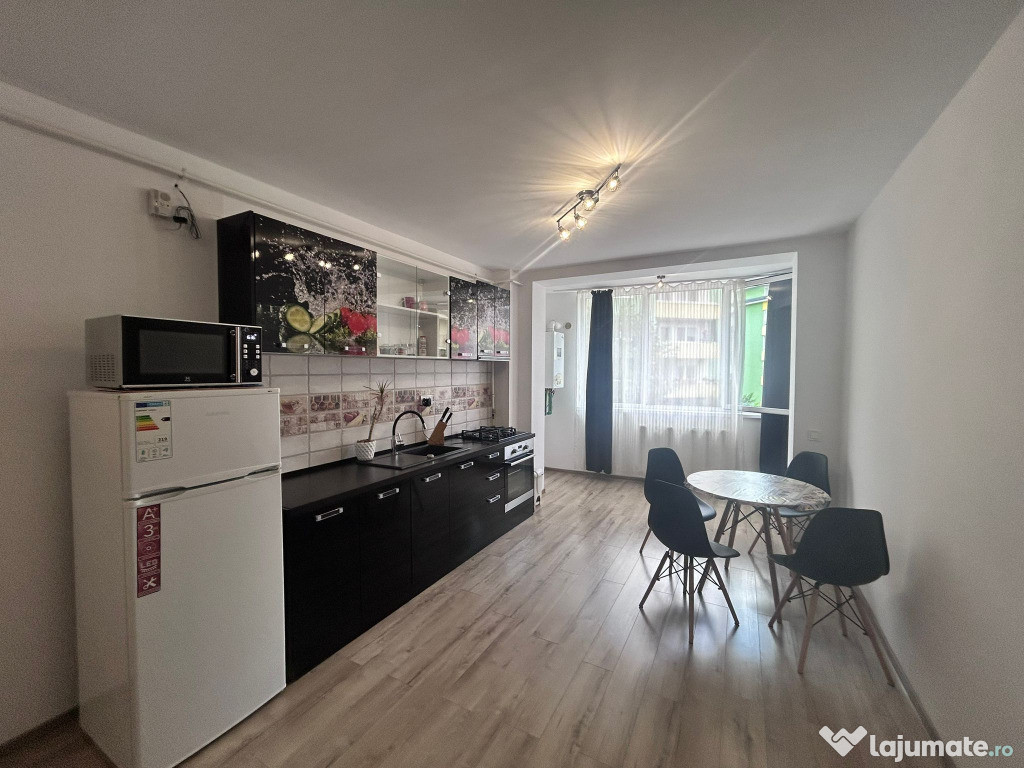 Prima închiriere. Apartament 2 camere, parcare inclusă – Florești