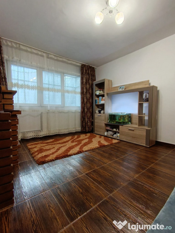 Apartament 2 camere, parter, zona Nord