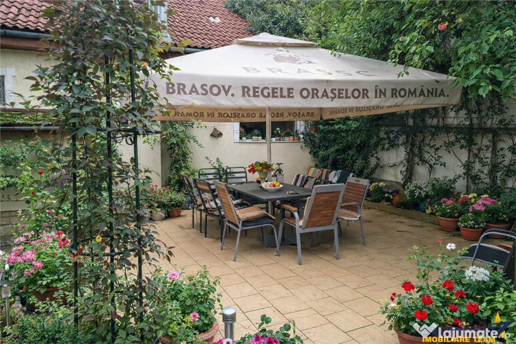 Casa Bartolomeu, pe doua nivele, stil deosebit, curte comuna