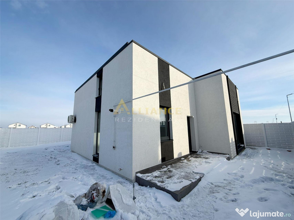 Casa Individuala la intrare in Berceni / 3 Camere / 2 Bai