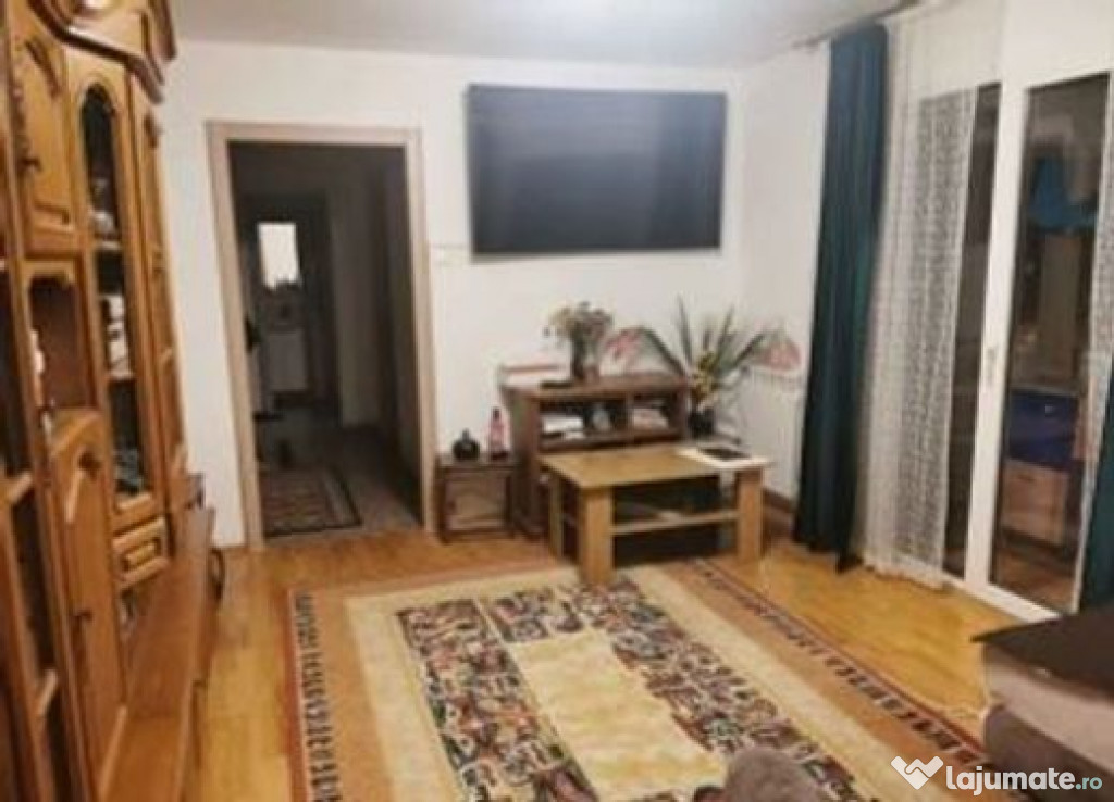 Apartament 4 camere Piata Covasna