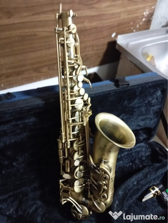 Vând sau schimb sax bufet crampone s 400 mat