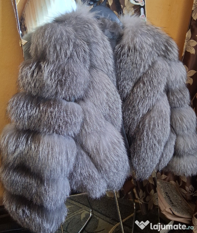 Haina de blană naturală