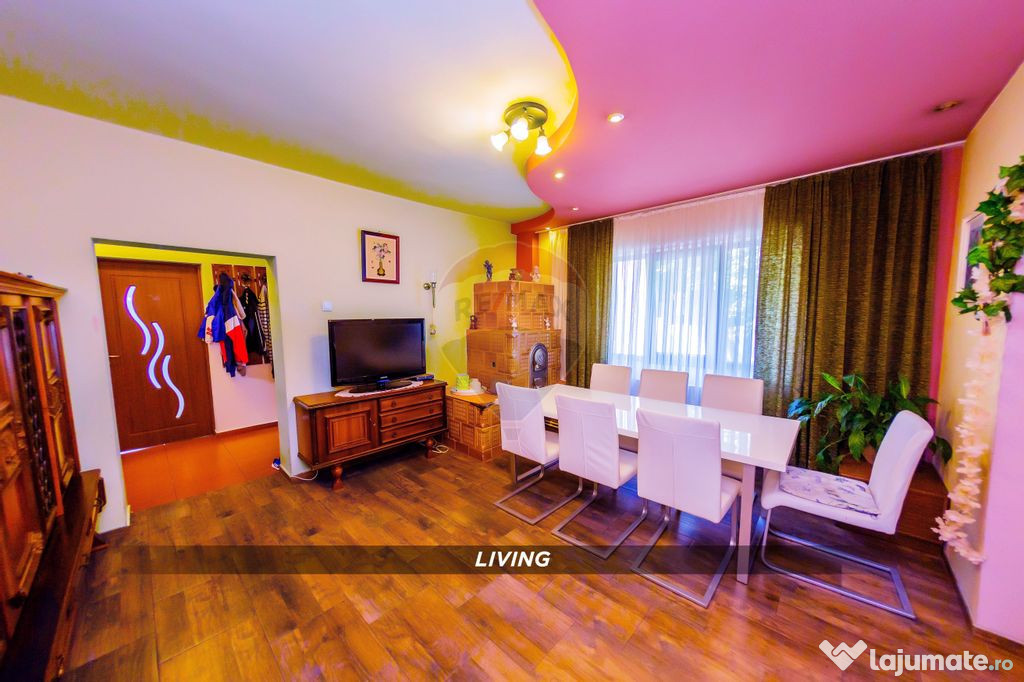 Casă / Vilă cu 4 camere de vânzare în zona Central