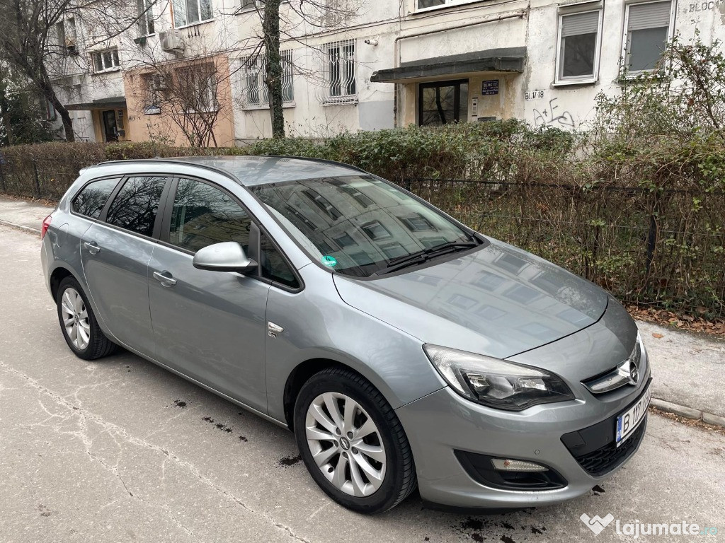 Opel Astra J Sport Tourer 1.7 CDTI break