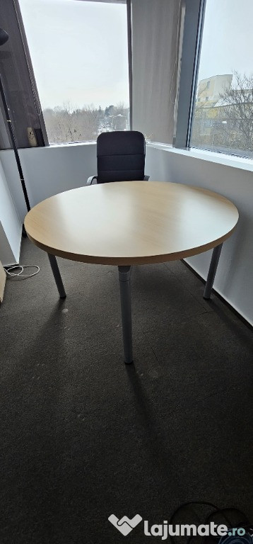 Masa birou rotunda Mobexpert diametru 120 cm 700 lei Prețul e negociab