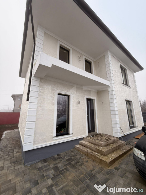 Casa etaj, 114 mp utili, 714 mp teren, Itcani - Cartier excl