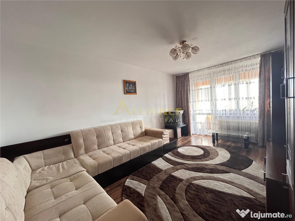 De apartament 3 camere, situat pe strada Turnul Magurele, i