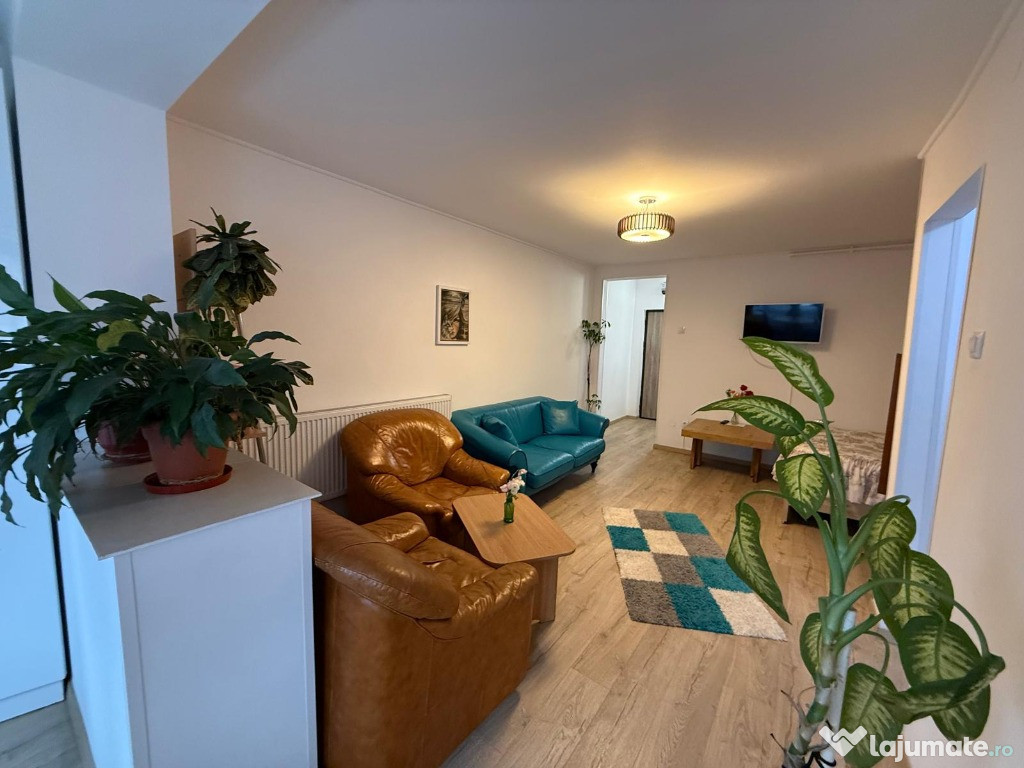 Garsonieră de vânzare – mobilată și utilată complet-zona Miorita
