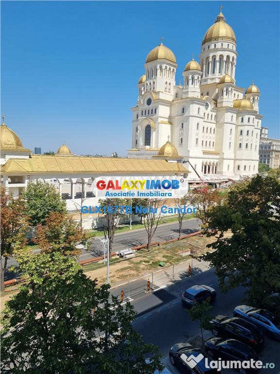 3 CAMERE 13 SEPTEMBRIE STRADAL CATEDRALA