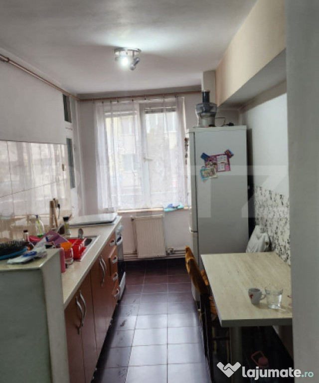 Apartament 4 camere, 2 bai, etajul 1, 78mp, Imparatul Traian
