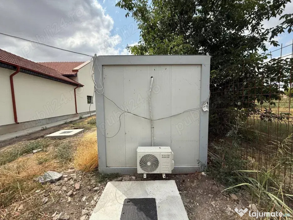 Vand containere birou