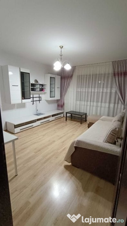 Închiriez Apartament de 2 camere, 70 mp - Cartier Latin