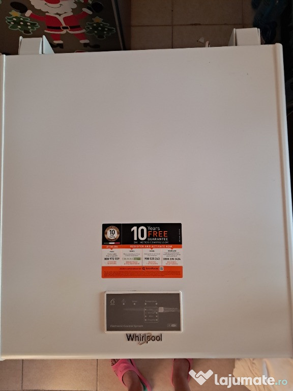 Lada frigorifica Whirlpool al 6 lea simt