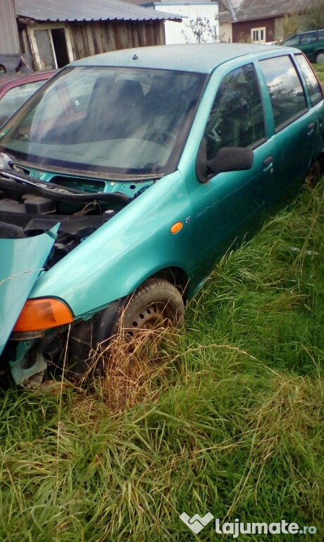 Dezmembrez fiat punto