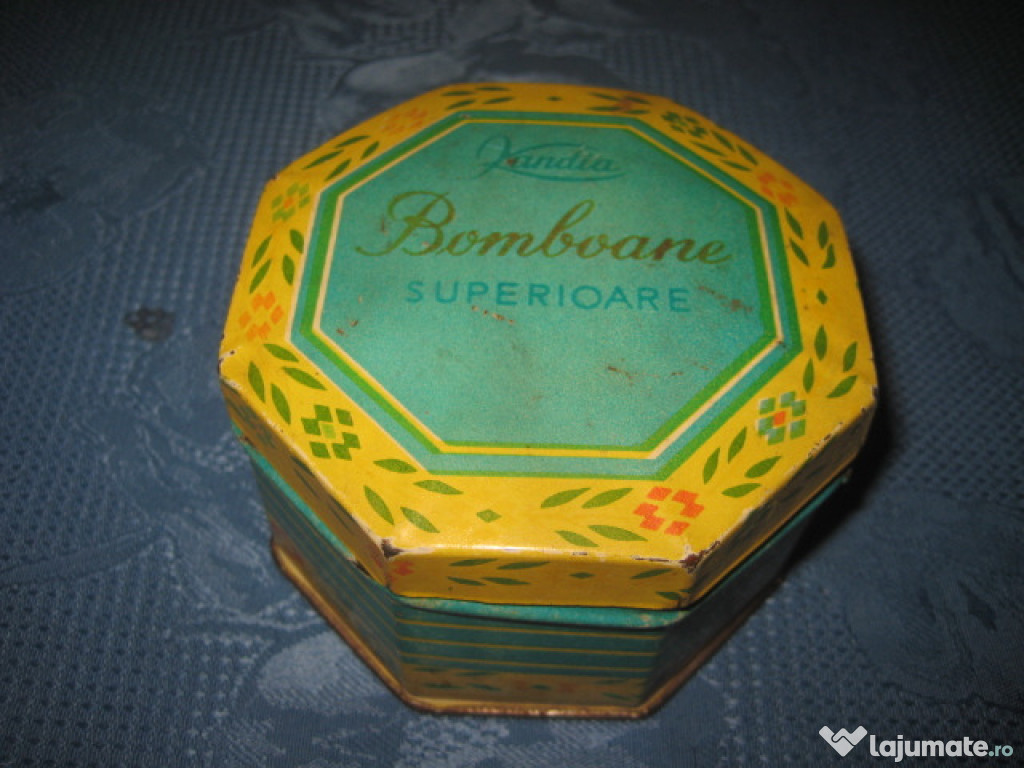 Kandia-bomboane superioare-cutie veche metalica.