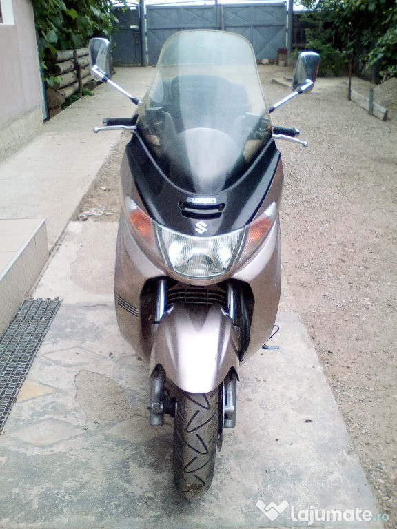 Suzuki Burgman 250cc an2000